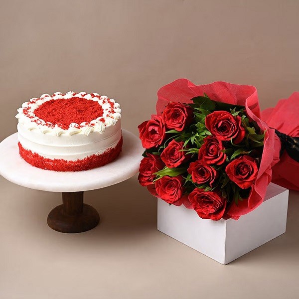 Ravishing Beauty - Red Roses and Red Velvet Cake