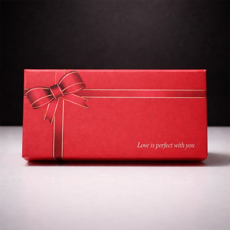 Golden Rose & Red Roses Chocolate Gift Box – Romantic Luxury Hamper