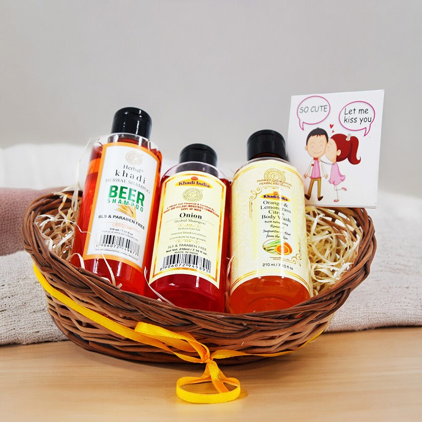 Khadi Glorious Gift Hamper