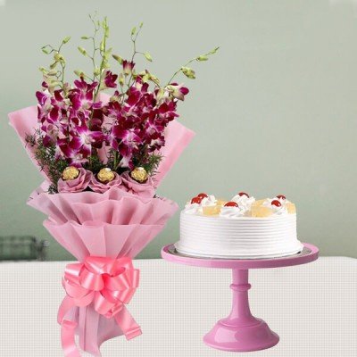 Flowers and Cake Online Delivery