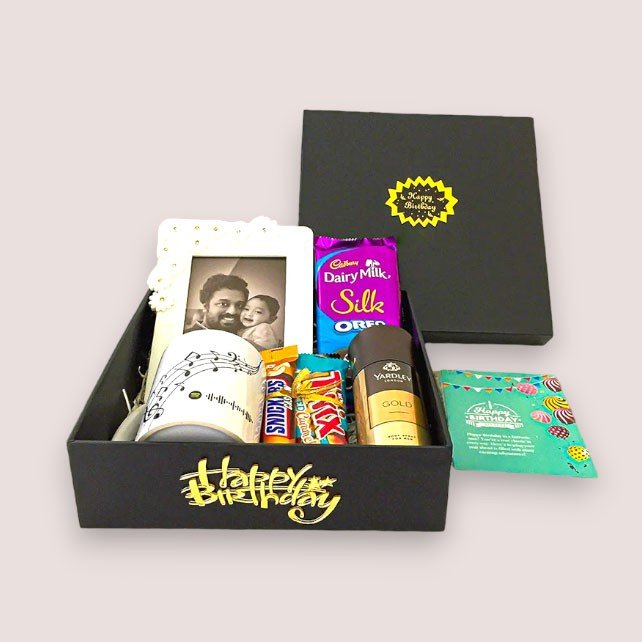 Exclusive Gift Hamper Online
